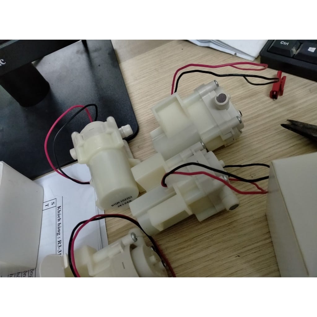 Giá Thay Motor Làm Đá Tủ Lạnh Hitachi Tại Hà Nội Mới Chính Hãng – Hỗ Trợ Sửa Chữa Thay Thế Tại Nhà