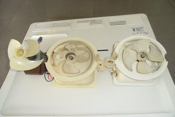 Giá Thay Motor Làm Đá Tủ Lạnh Hitachi Tại Hà Nội Mới Chính Hãng – Hỗ Trợ Sửa Chữa Thay Thế Tại Nhà
